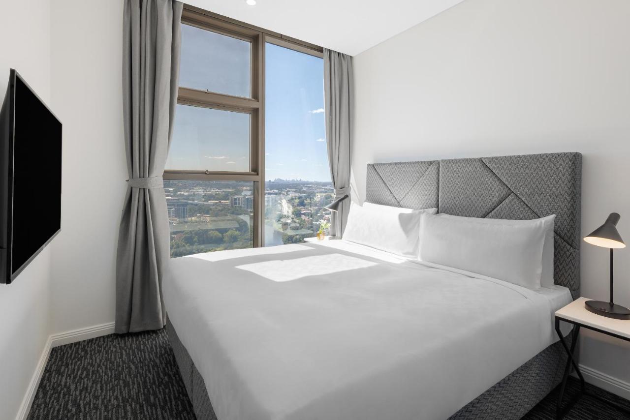 Meriton Suites George Street, Parramatta Sydney Eksteriør bilde