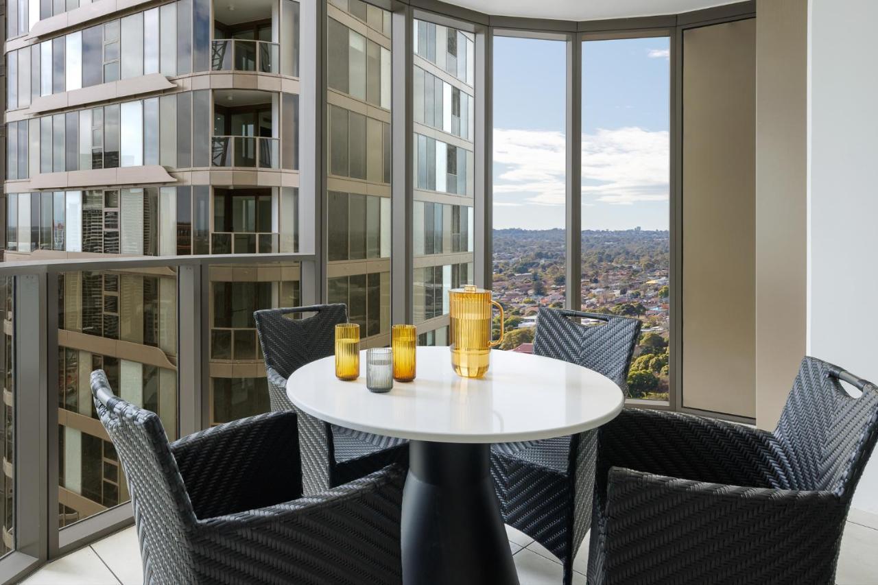 Meriton Suites George Street, Parramatta Sydney Eksteriør bilde
